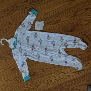 NWT Disney Baby Mickey Sleep & Play